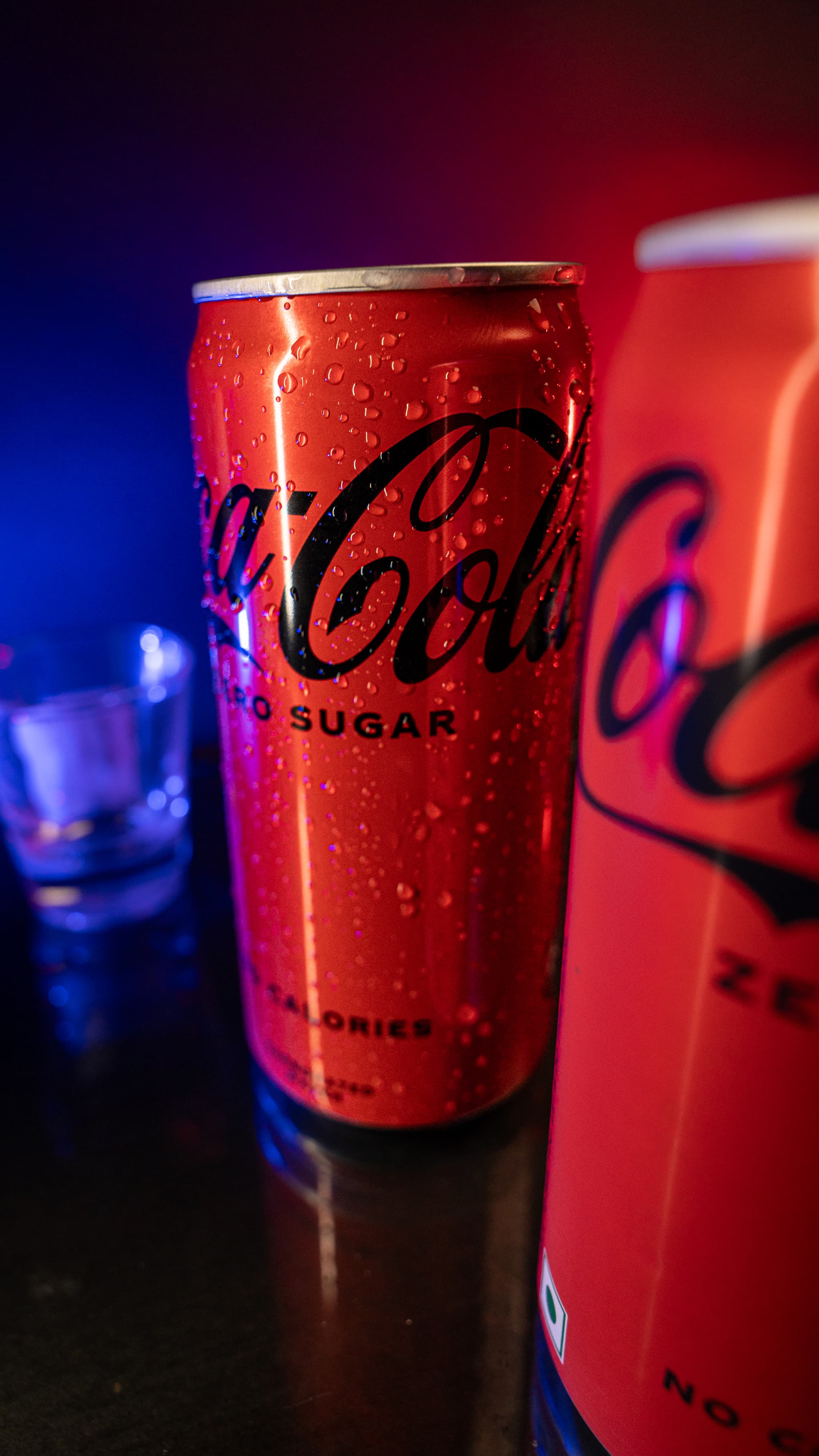 Refreshing drinks and cocktails with professional styling